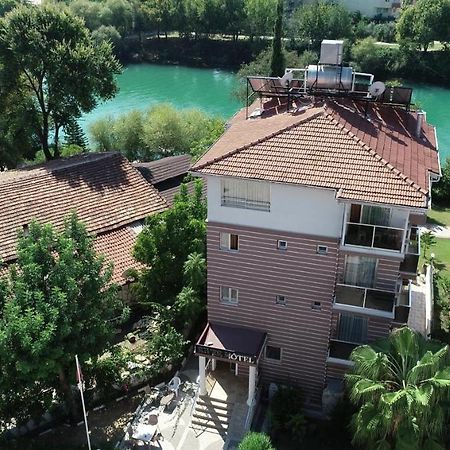 מנבגט River Hotel מראה חיצוני תמונה