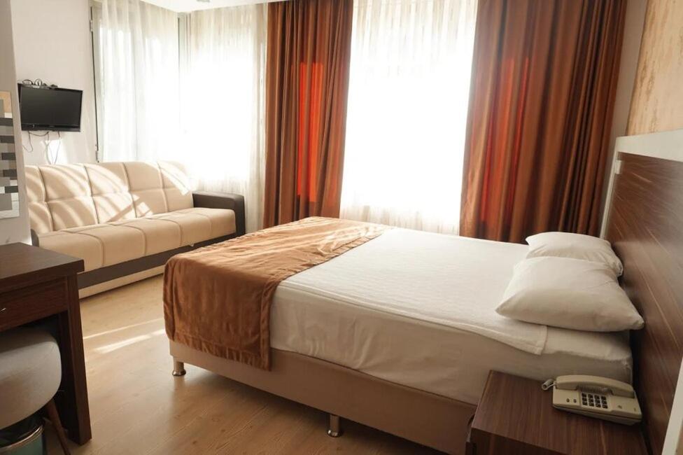 מנבגט River Hotel מראה חיצוני תמונה