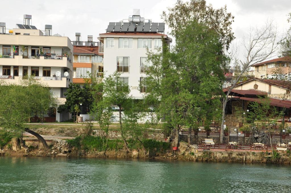 מנבגט River Hotel מראה חיצוני תמונה