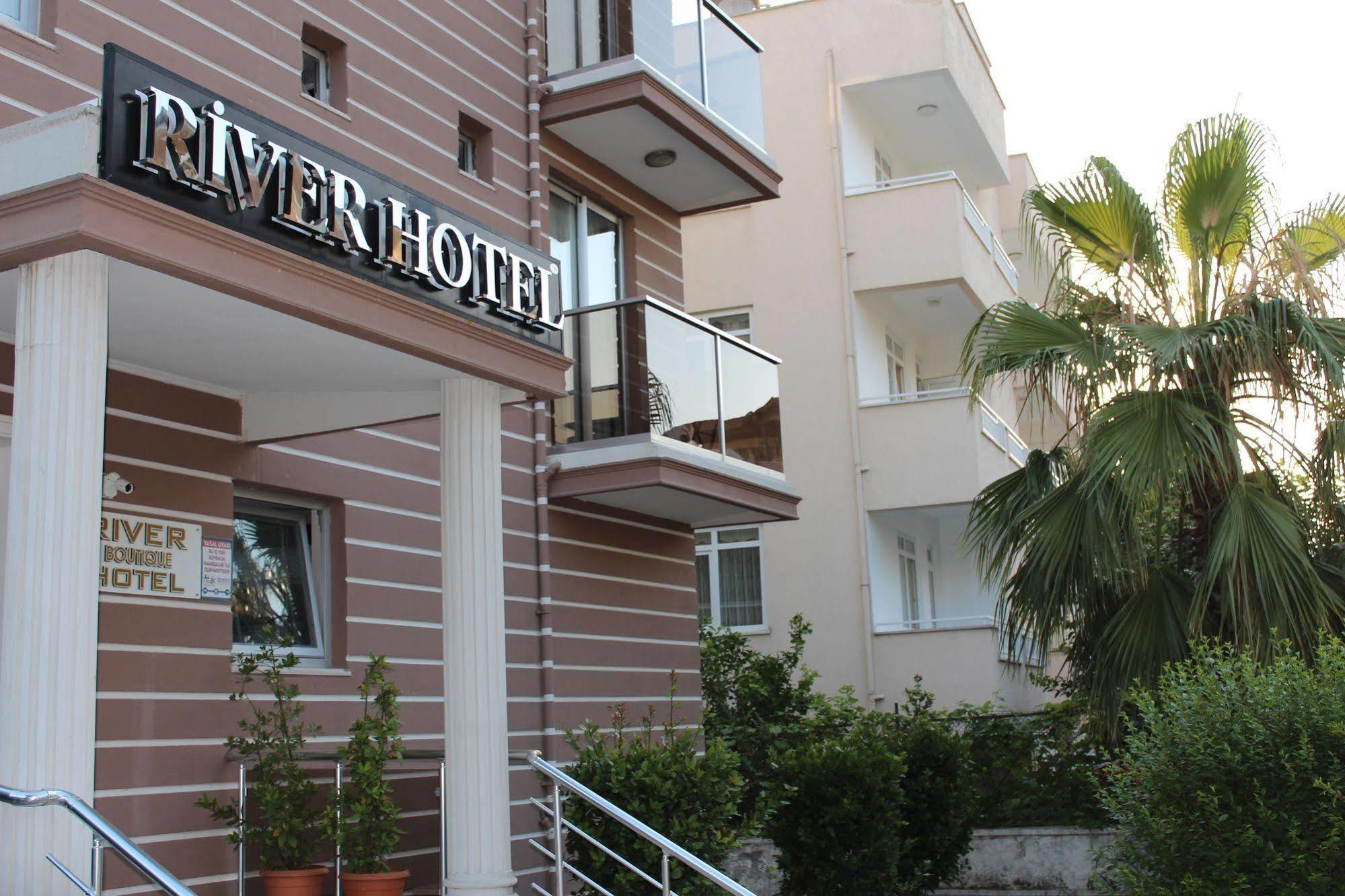 מנבגט River Hotel מראה חיצוני תמונה